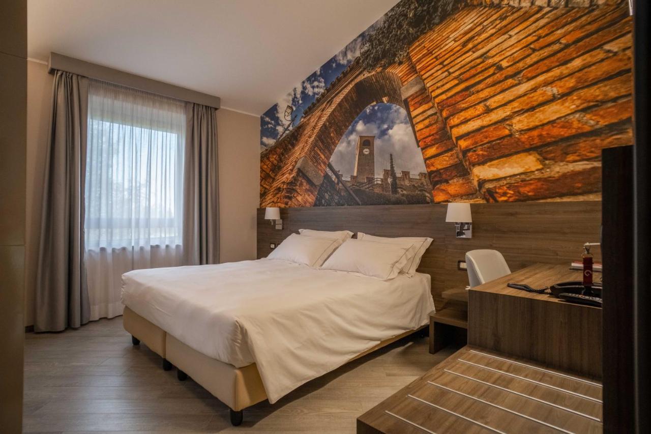 Hotel Guerro Castelvetro di Modena Eksteriør billede
