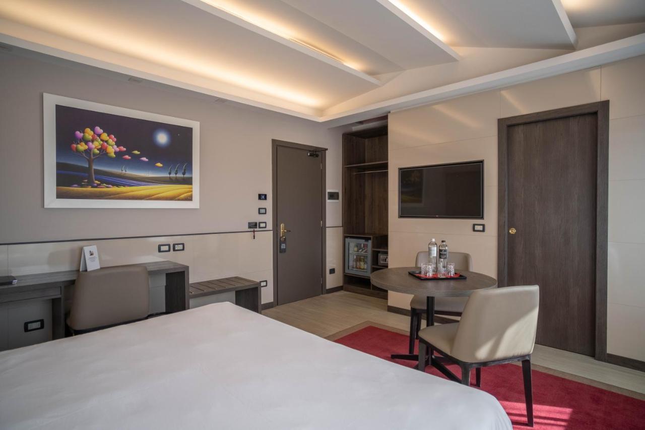 Hotel Guerro Castelvetro di Modena Eksteriør billede